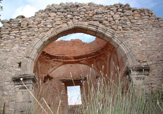 Ruinas de la ermita de la Virgen del Val