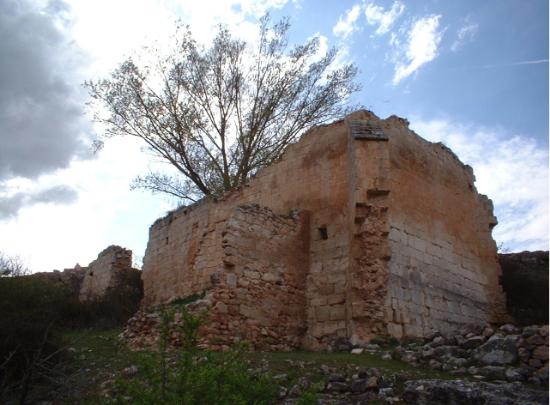 Ruinas de la iglesia de Santuy